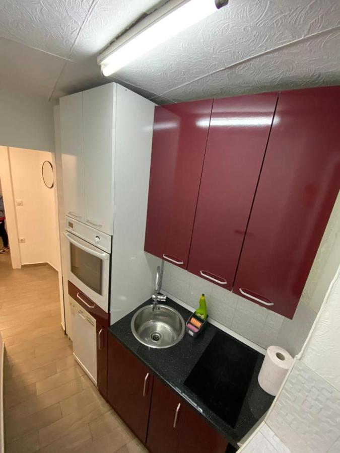 Lana Apartman Belgrado Buitenkant foto