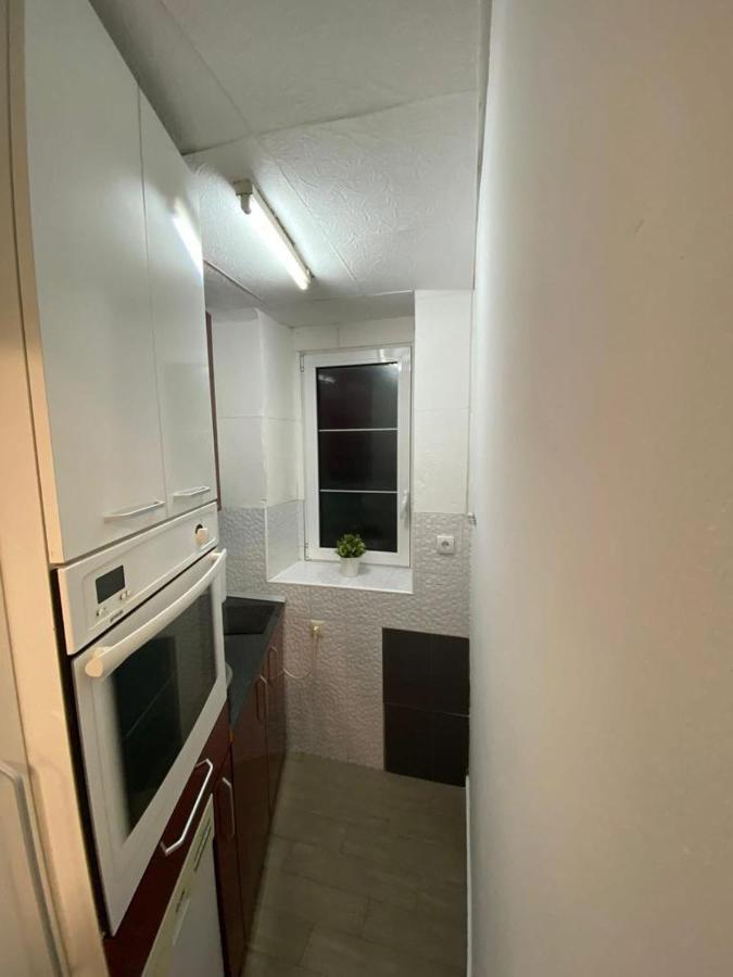 Lana Apartman Belgrado Buitenkant foto